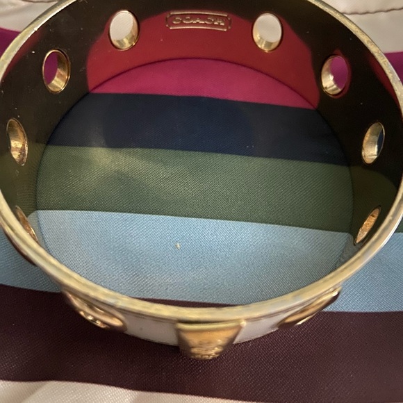 Coach gold and white bangle bracelet. - Picture 5 of 5